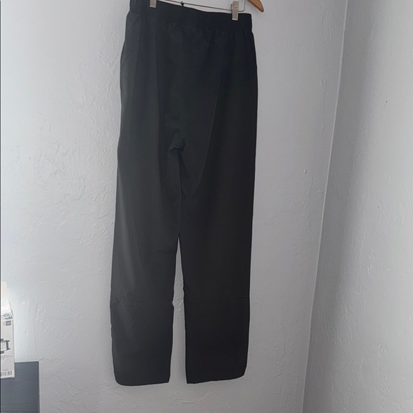 Free Country Black and Red Joggers with Tapered Ankle 21 - Picture 10 of 16